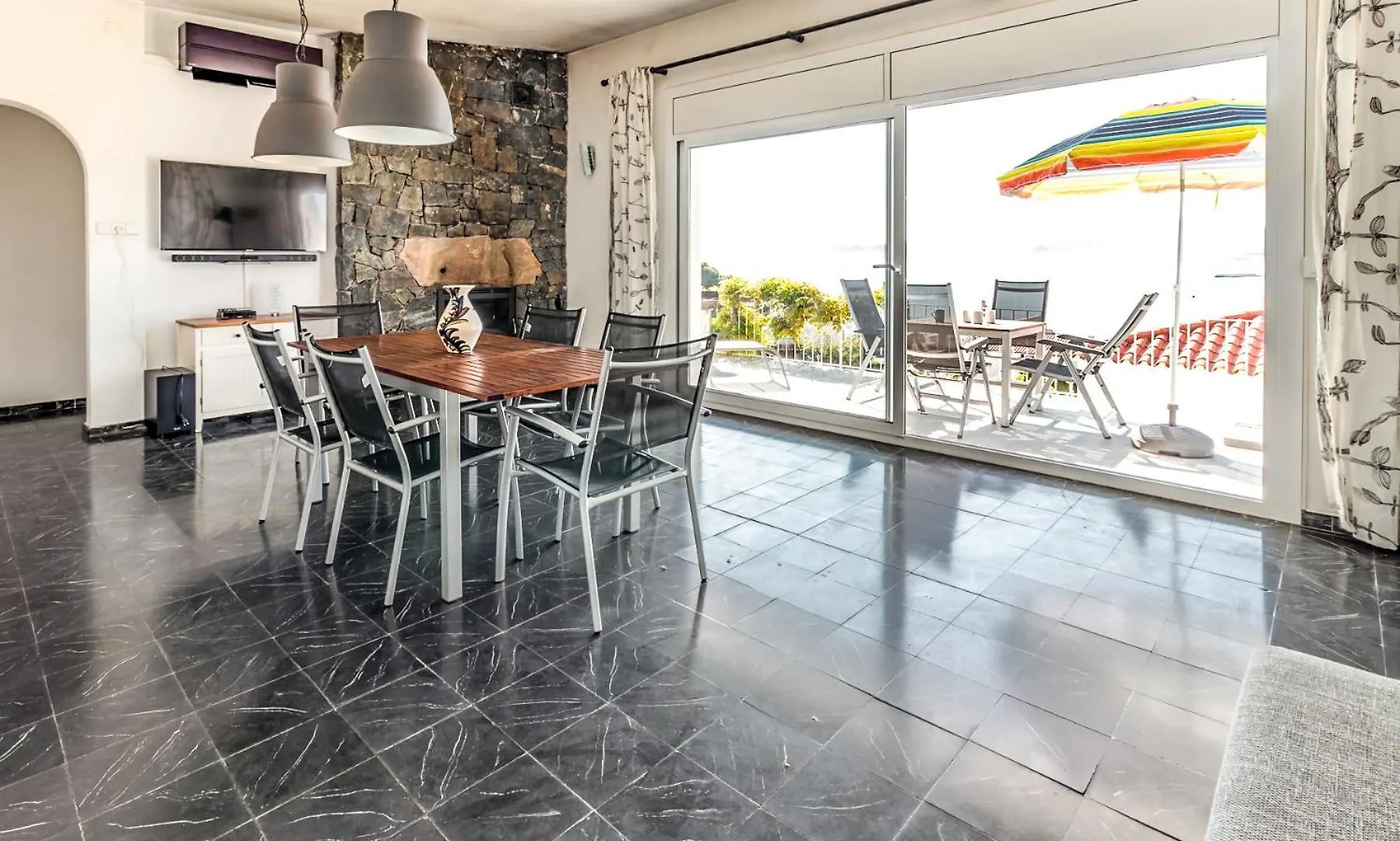 Apartment Cap Ras 01 Apartamento Con Terraza Y Vistas Girona Spain